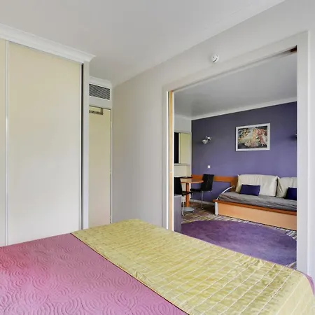 Guestready - Moderne Paris La Defense Avec Ac Apartment Courbevoie